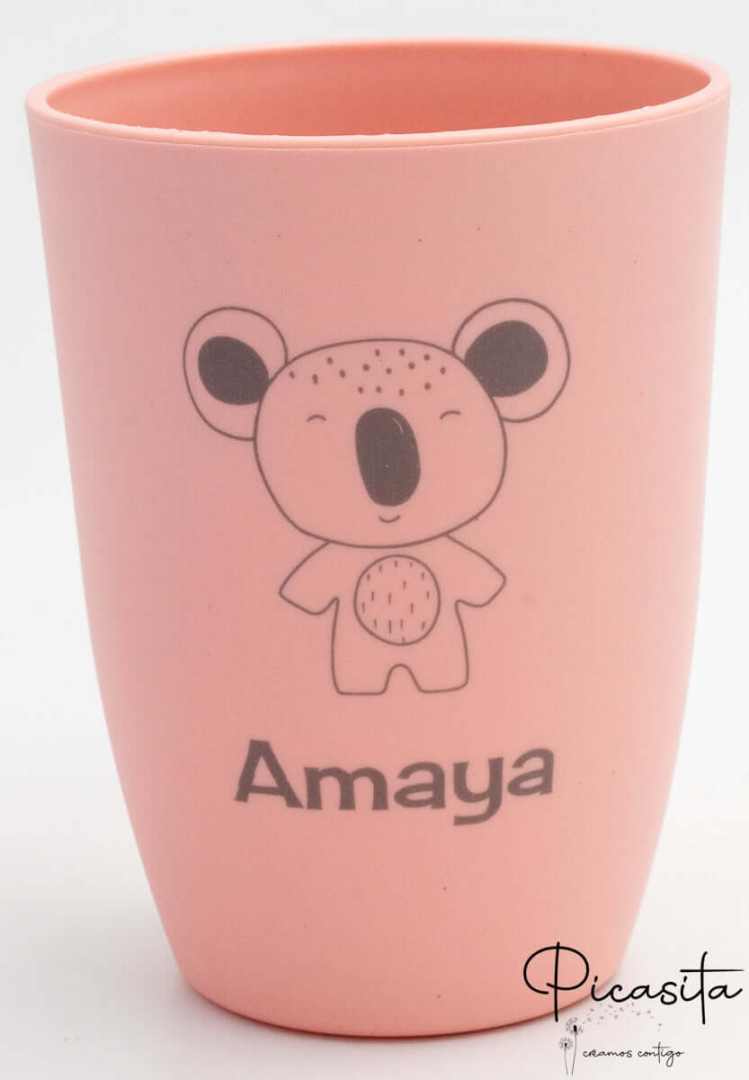 Vasos infantiles personalizados de polipropileno en colores pastel con grabados de animales y nombres