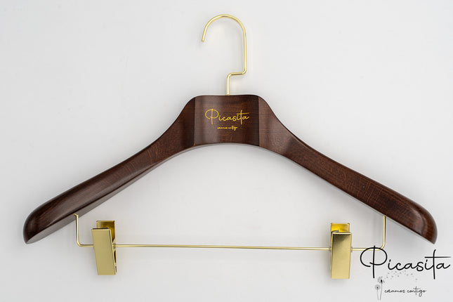 Kleiderbügel für Luxushotel