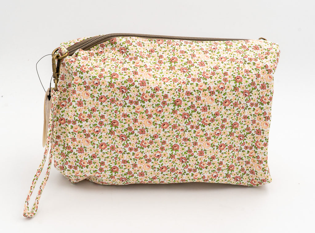 Personalisierte Tasche mit Kulturbeutel