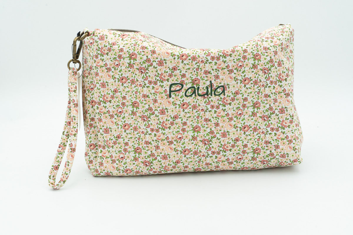 Personalisierte Tasche mit Kulturbeutel