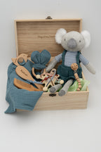Holzkiste als Geschenk zur Geburt