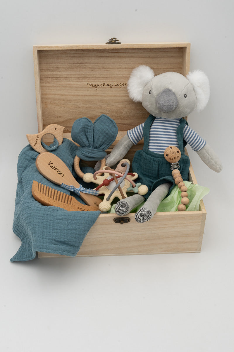 Holzkiste als Geschenk zur Geburt