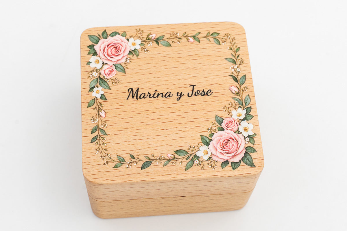 Personalisierte Ringbox für Verlobung und Hochzeit