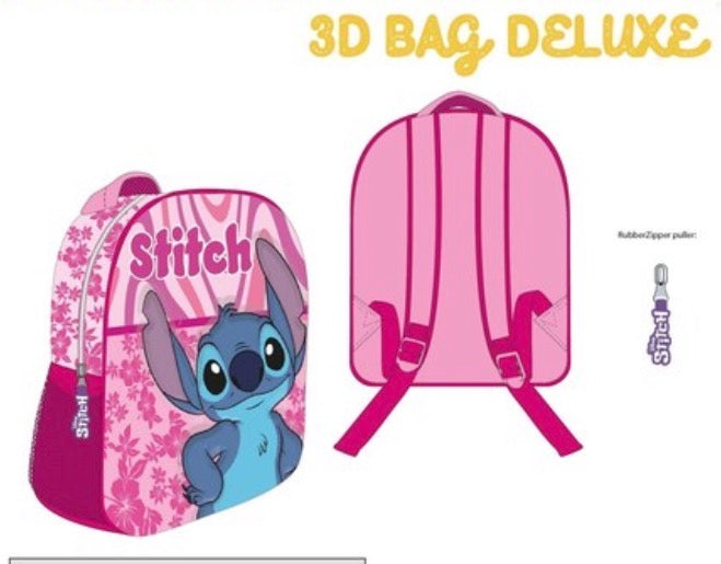 Mochila escolar rosa de Stitch con relieve 3D frontal, tirantes acolchados y tirador de goma temático.