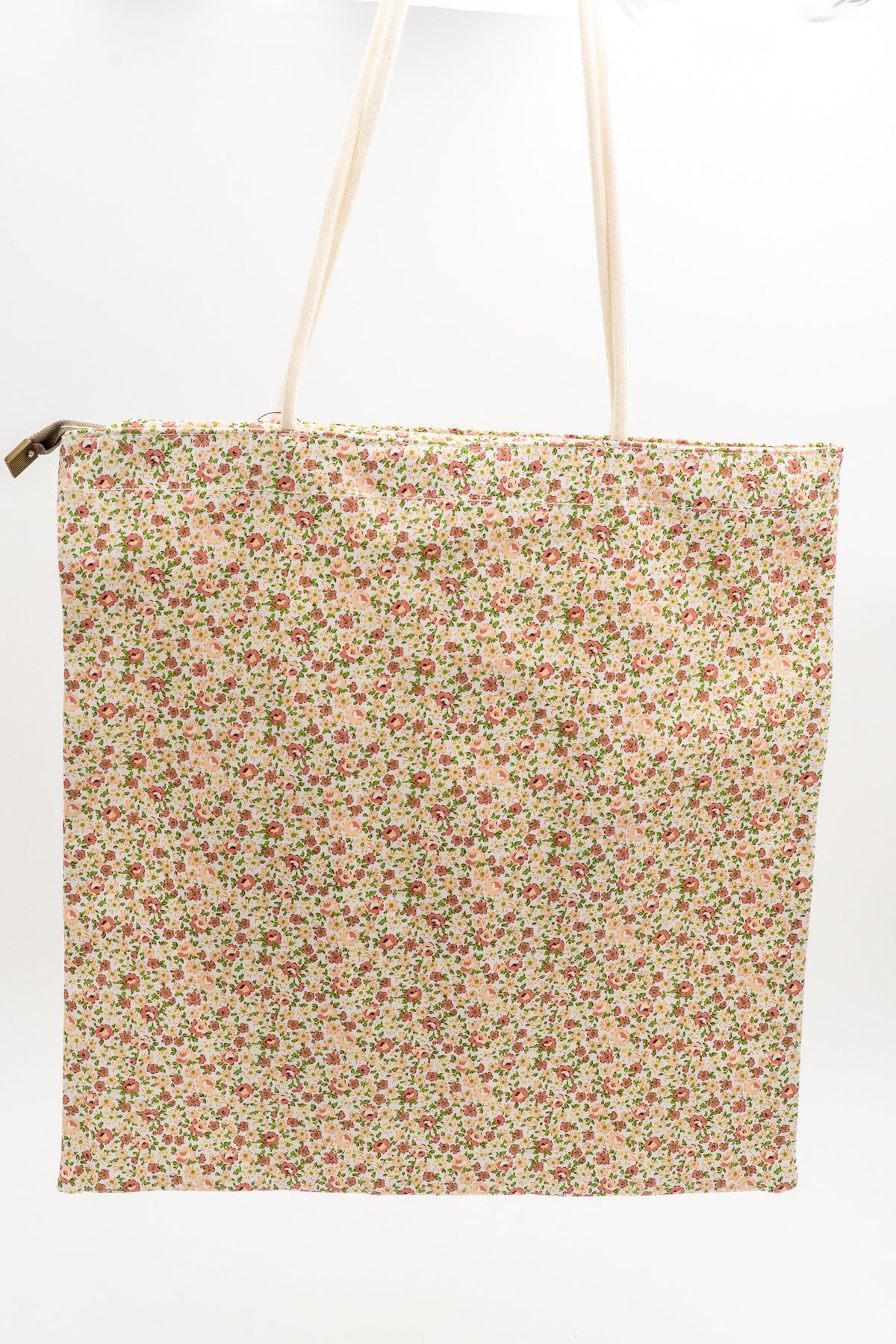 Personalisierte Tasche mit Kulturbeutel