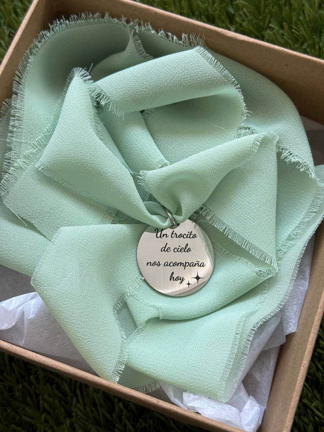 Medalla Ramo Novia Dorado